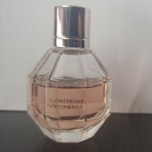 *SOLD* Viktor & Rolf Flowerbomb